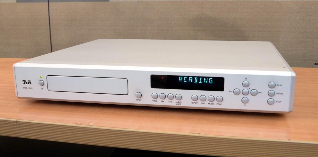 CD проигрыватель T+A SACD 1250 R alu silver — изображение 2