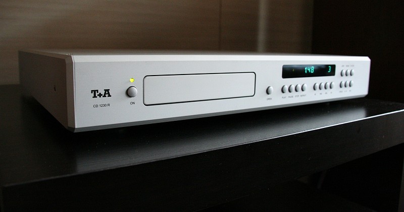 CD проигрыватель T+A CD 1230 R alu silver — изображение 3