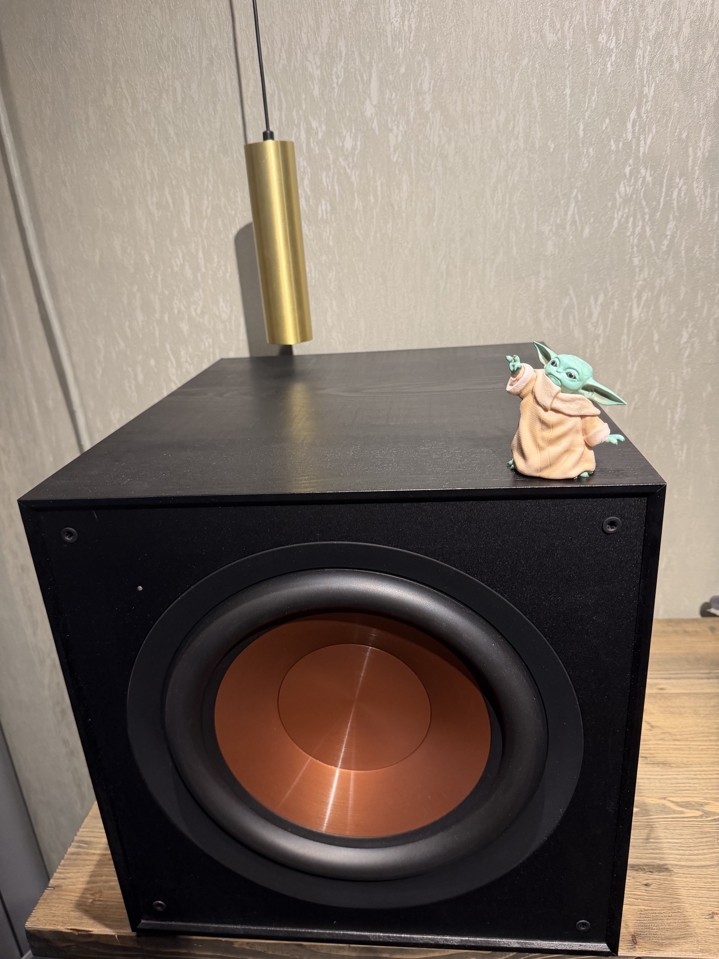 Сабвуфер активный Klipsch R-121w